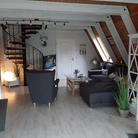 Zum-piraten Holiday home Damp